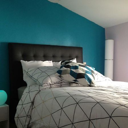 Le Petit Nid Des Arenes Apartment Beziers Bagian luar foto